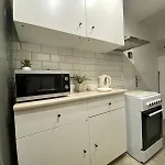 Hostello Airport Strzegomska - W Pelni Wyposazone Hostel *